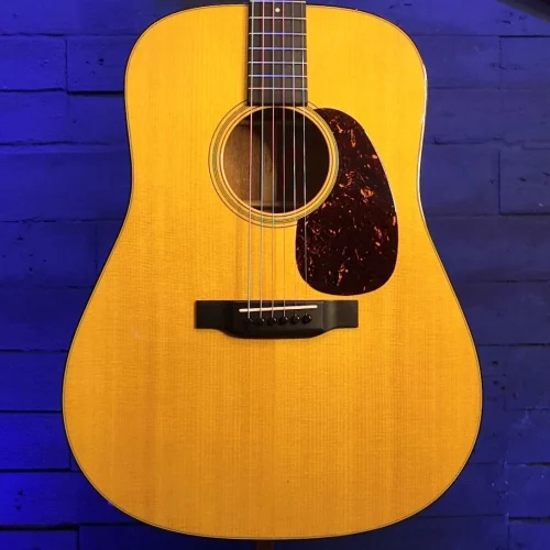MARTIN D-18 STANDARD SERIES ACOUSTIC, NATURAL GLOSS